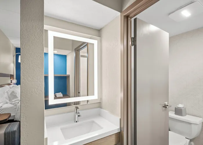 Holiday Inn Express Boston North-Woburn By Ihg
